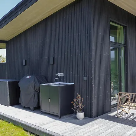 Holiday home In With Sauna Lokken